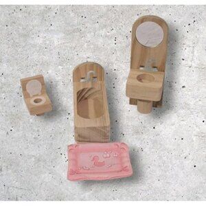 Le Toy Van Wooden Dollhouse Bathroom Toilet Tub Sink Mirror Rug Mini Set Of 4
